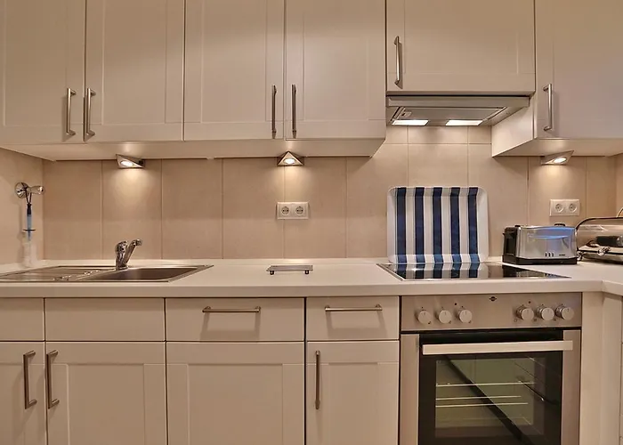 Haus Kastanienallee 3 Haus Kastanienallee 3 6 Timmendorfer Strand